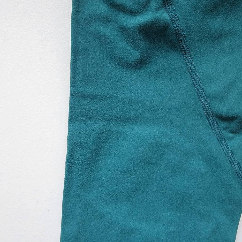 Zip up enhanced leggings sold separately - Picture 5 of 6